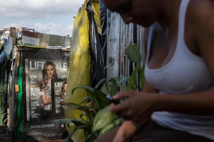 zohre-escaped Bildergalerie