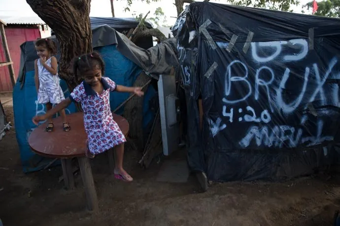 zohre-escaped Bildergalerie