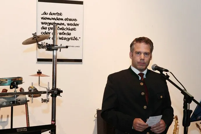 zohre-escaped Bildergalerie