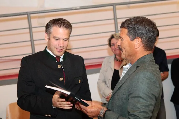 zohre-escaped Bildergalerie